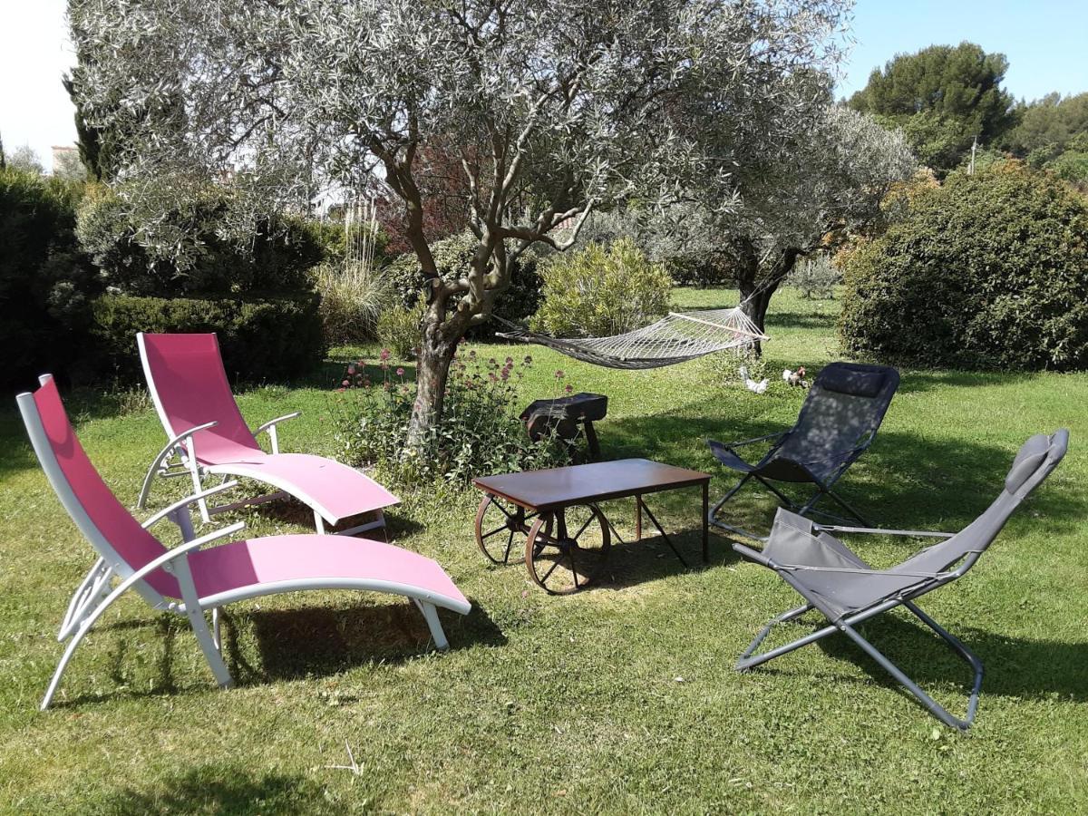 L'Eolyre Bed & Breakfast La Motte-d'Aigues Exterior photo